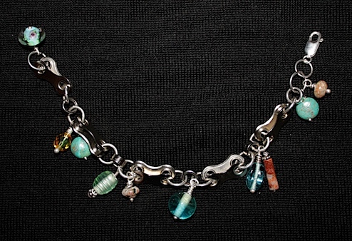 bracelet-2.jpg